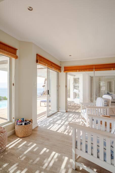 La Petite Baleine Oceanfront Luxury Villa De Kelders Ngoại thất bức ảnh