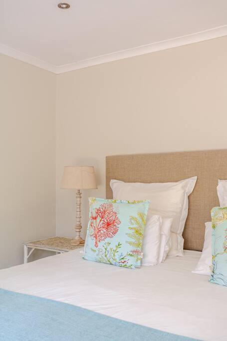 La Petite Baleine Oceanfront Luxury Villa De Kelders Ngoại thất bức ảnh